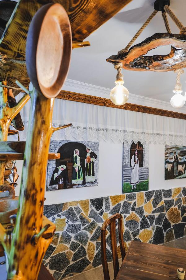 Vila Ahmeti Sarandë エクステリア 写真