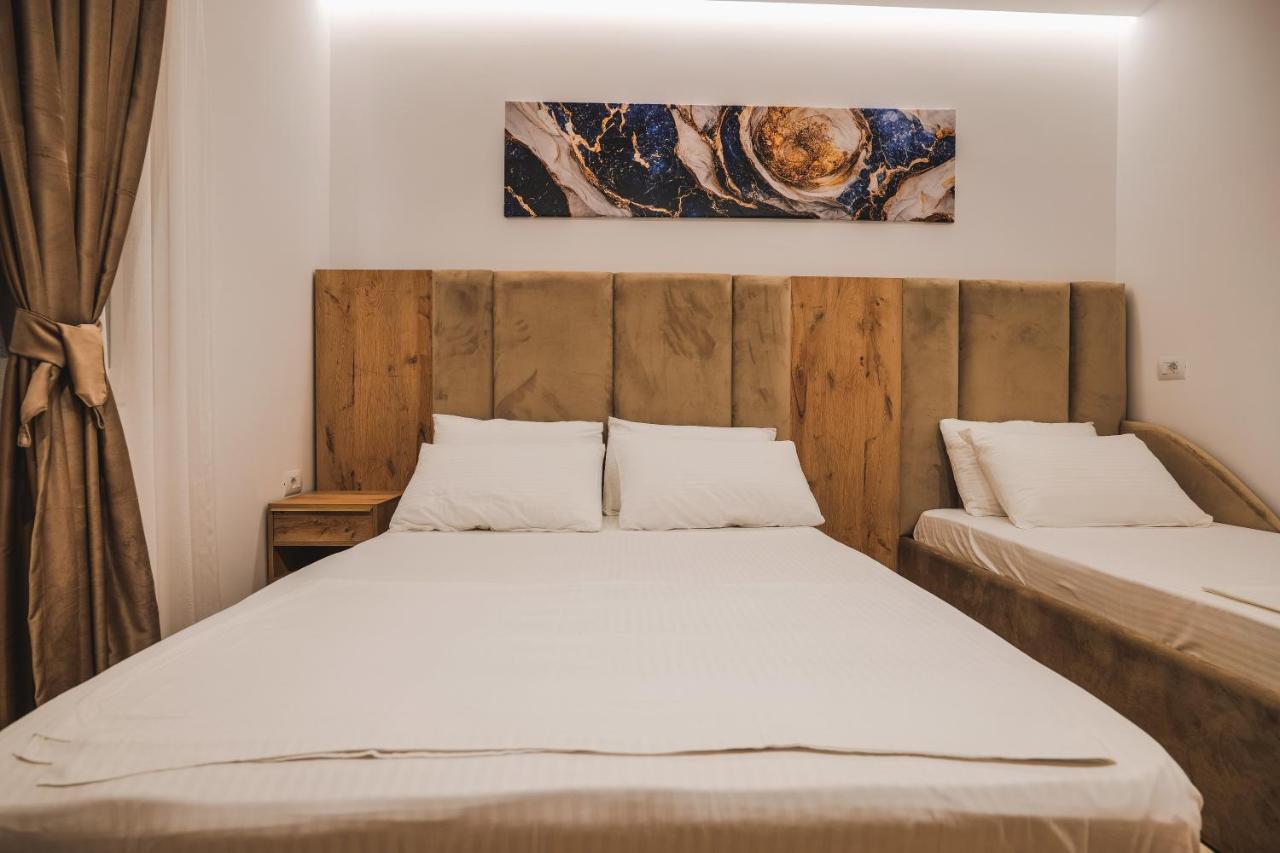 Vila Ahmeti Sarandë エクステリア 写真