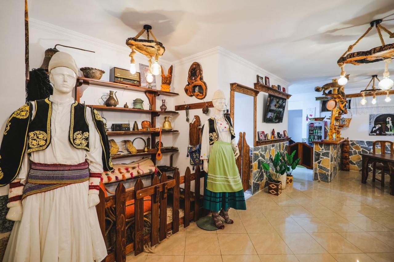 Vila Ahmeti Sarandë エクステリア 写真
