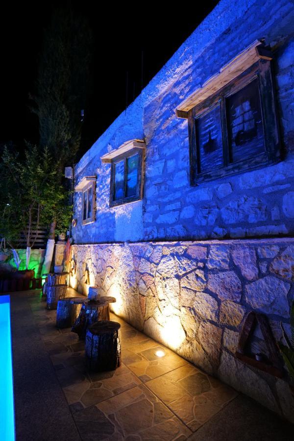 Vila Ahmeti Sarandë エクステリア 写真