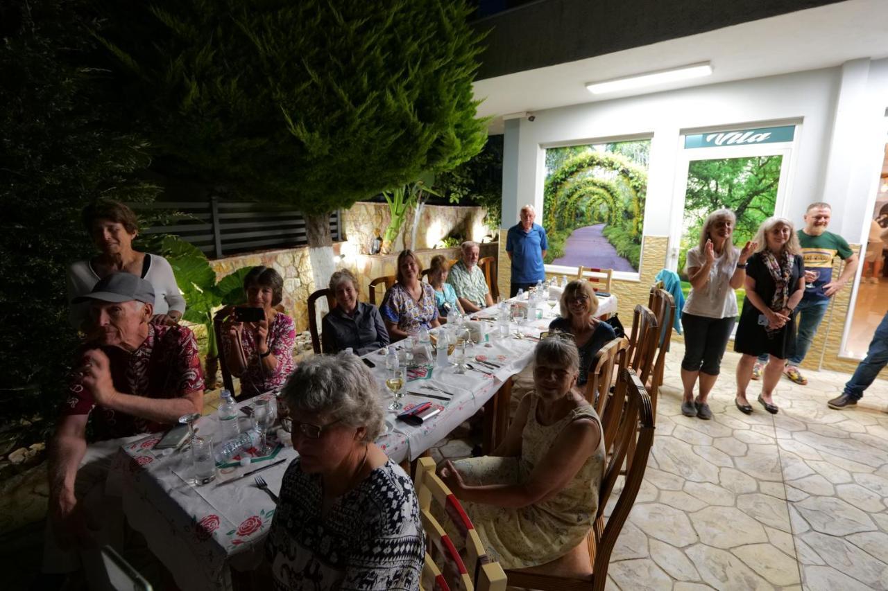 Vila Ahmeti Sarandë エクステリア 写真