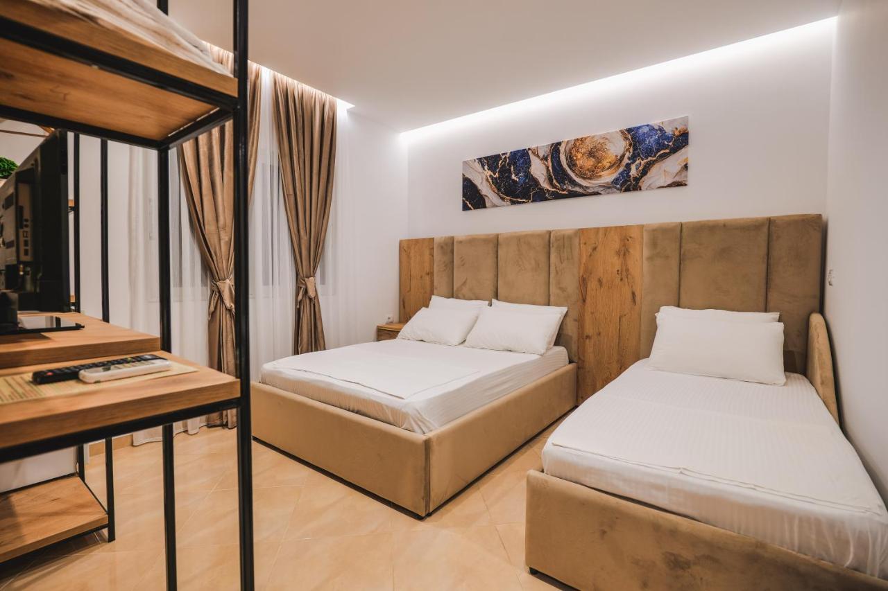 Vila Ahmeti Sarandë エクステリア 写真